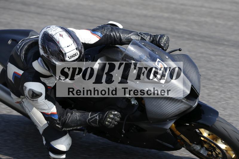 Archiv-2025/49 26.08.2025 Cornu Master School ADR/rot-rouge/42